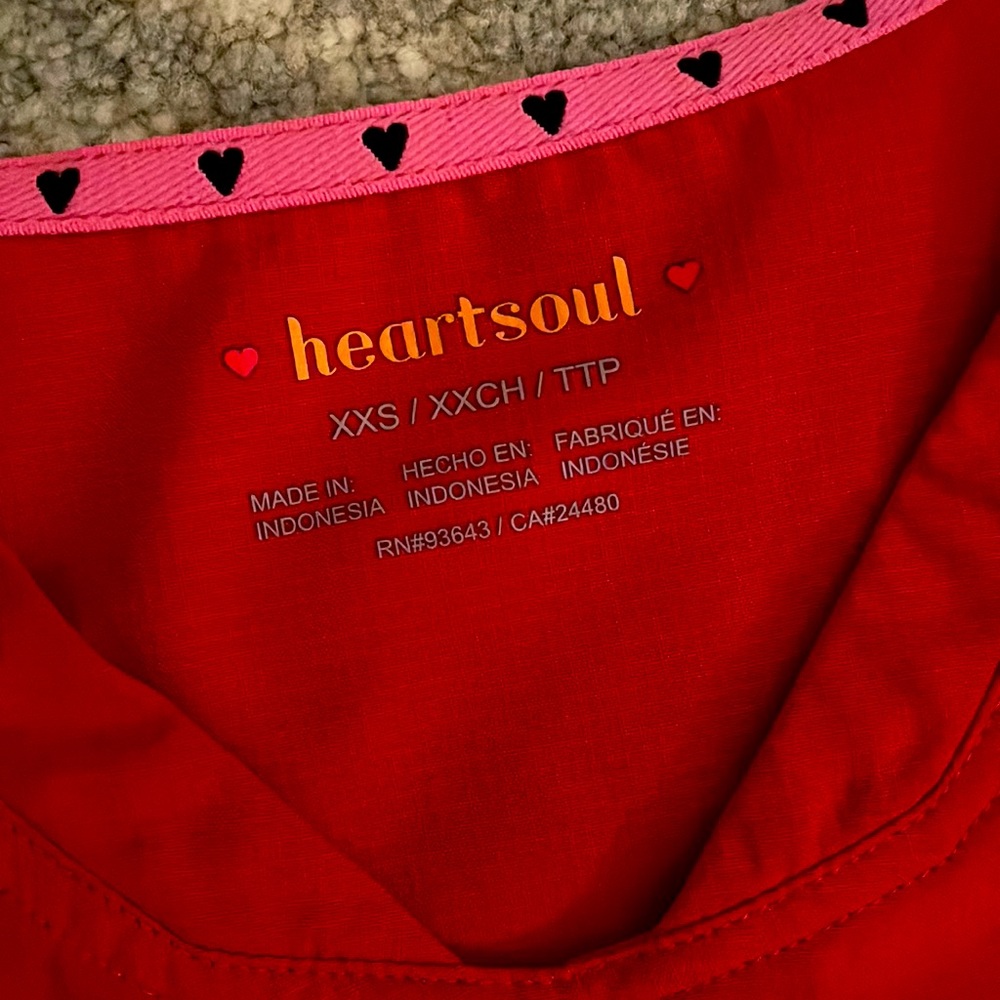 Heartsoul scrub top - Picture 3 of 3